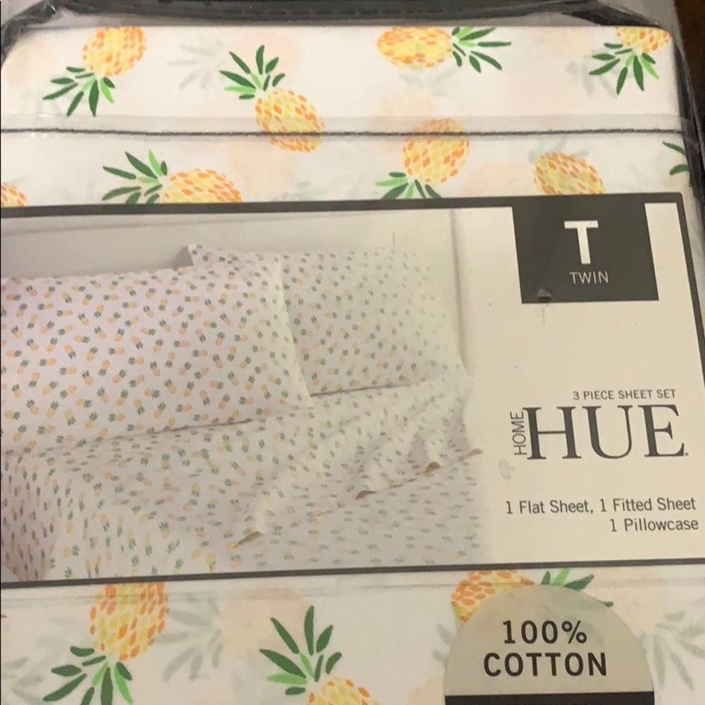 NWT Twin Pineapple Sheets 100%cotton by HUE
